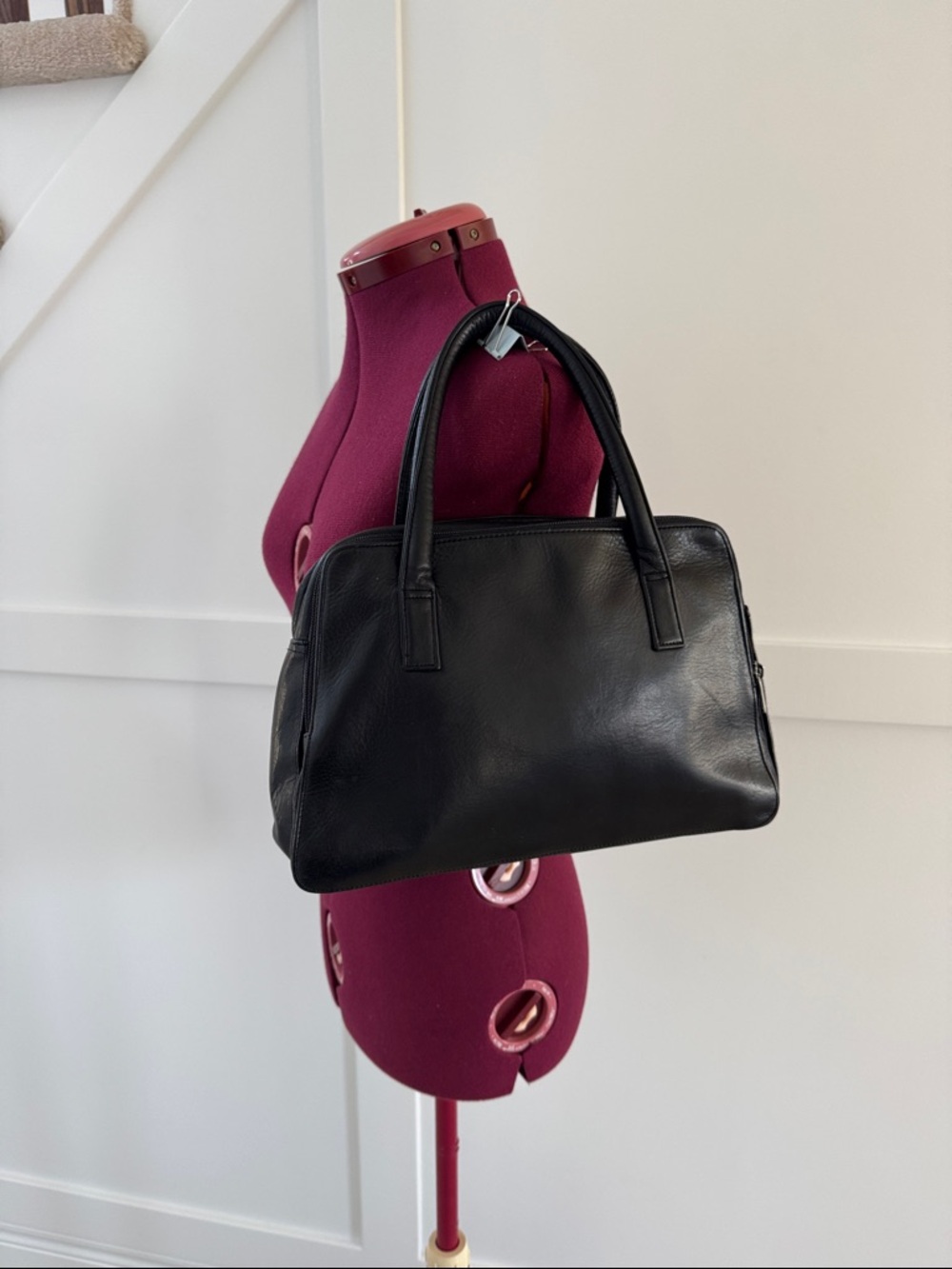 Danier Genuine Leather Purse Handbag